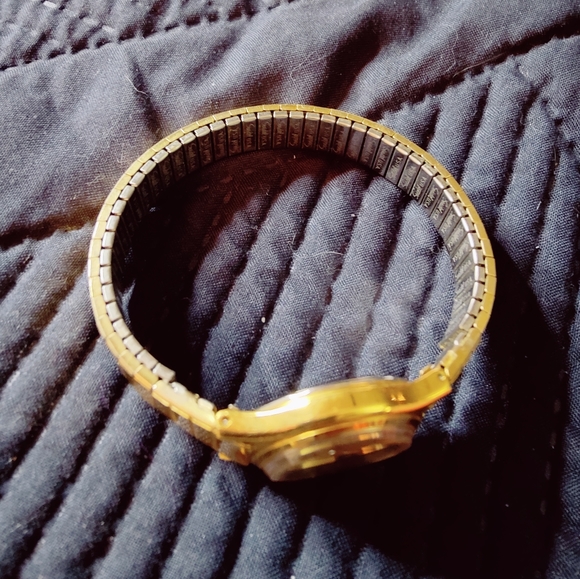 Pulsar ladies watch - Picture 2 of 6